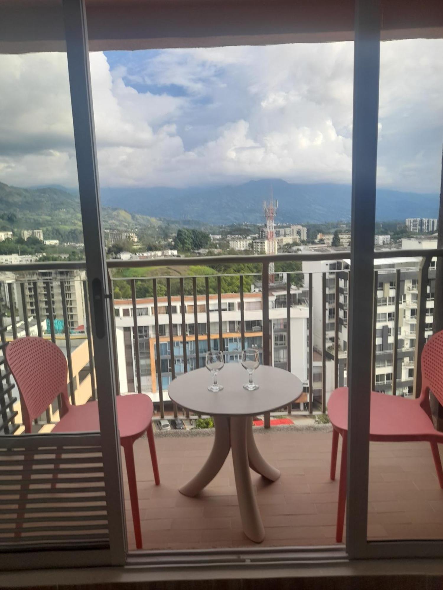 Aparta Estudios Zona 10 Armenia  Zewnętrze zdjęcie